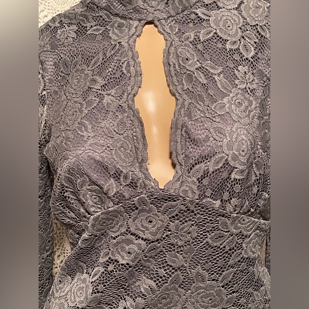 Beautiful Lacey Detailed Ladies Top🪡